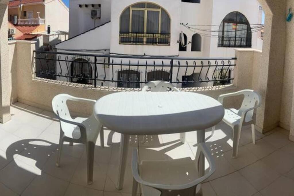 Tranquila Apartment Torrevieja Ngoại thất bức ảnh